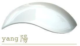 白の流線形カフェプレート陽 白の流線形カフェプレート陽